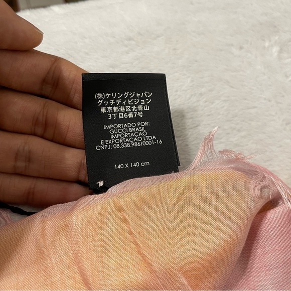 Pink gucci silk scarf/ tapestry - Picture 6 of 7